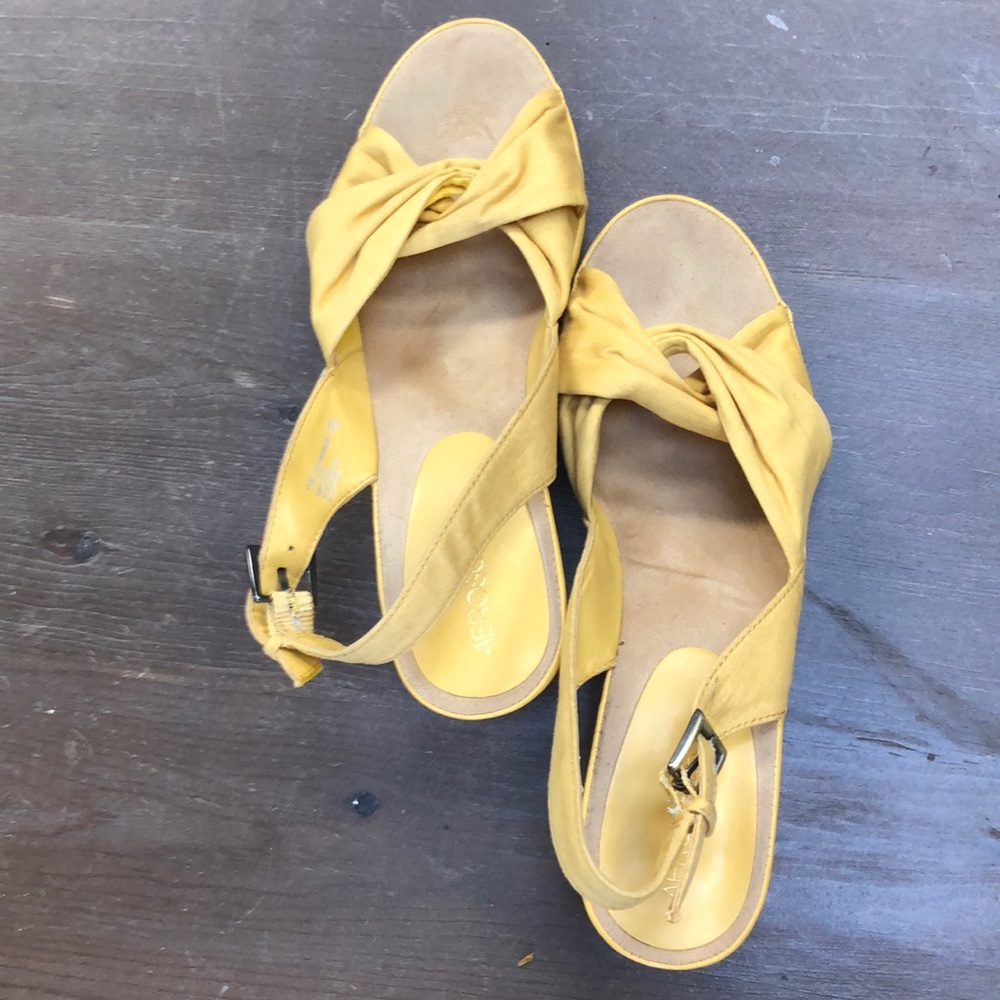 Yellow Aerosoles wedge sandals - EUC!